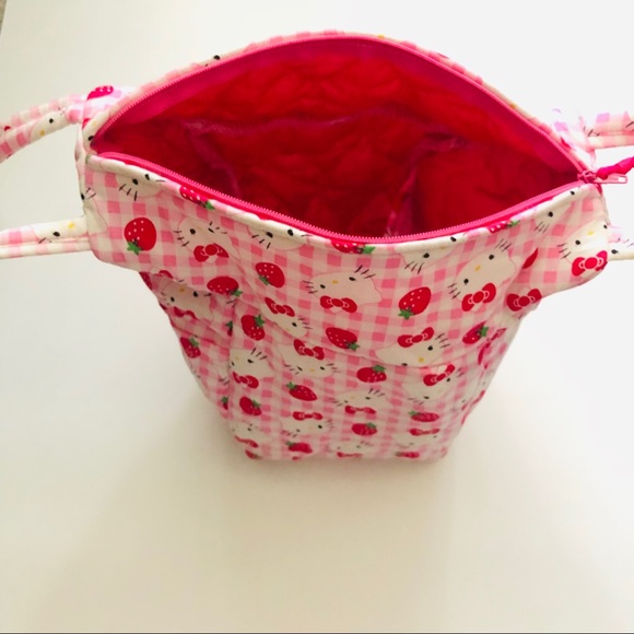 Hello Kitty Hand Bag & Container - Picture 5 of 8